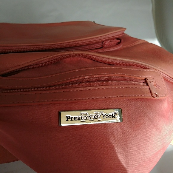 Preston & York lamb leather pink hand bag - Picture 7 of 8